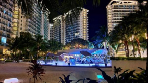 Manila Urban Resort at Azure